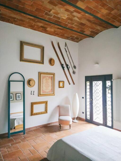La Casa Nella Torre - Apartment Pontassieve Luaran gambar
